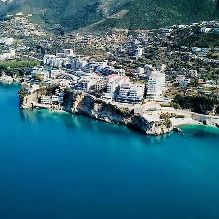 Noa アパート Vlorë