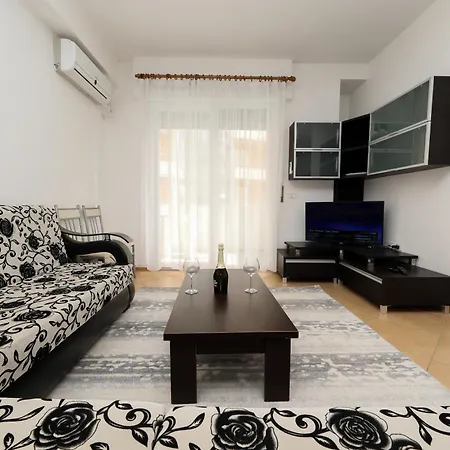 Noa Apartment *